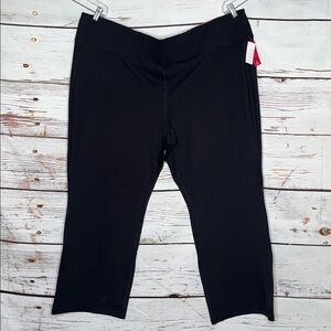 LIVI Active NWT Size 34/36 Black Pull On Signature Stretch Yoga Pants